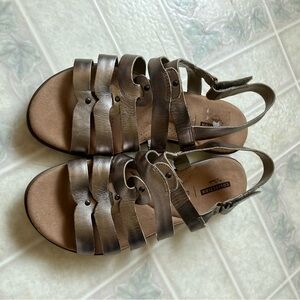Clarks Collection gold metallic Kele Jasmine white sole leather sandal